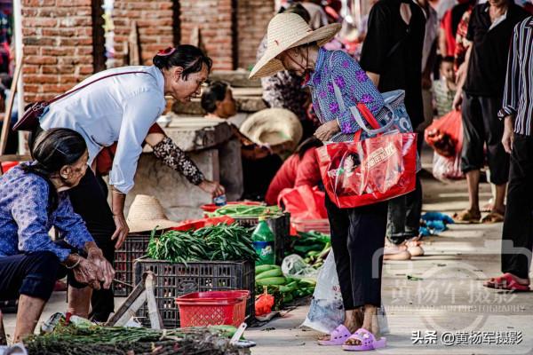 江西南部一鄉鎮有4個圩市,323國道穿境而過,贛州很多人不知道 江西南部一鄉鎮有4個圩市,323國道穿境而過,贛州很多人不知道