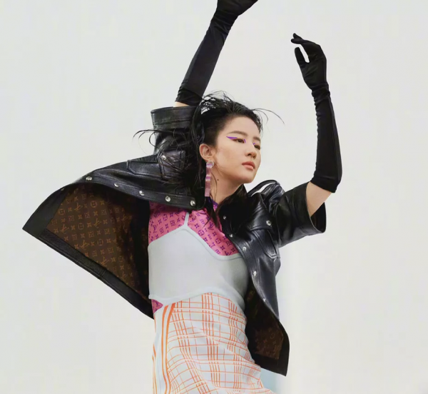 讓人看不懂的2021雜誌封面:鹿晗蒼蠅頭,倪妮玩眉毛,周筆暢好怪 讓人看不懂的2021雜誌封面:鹿晗蒼蠅頭,倪妮玩眉毛,周筆暢好怪