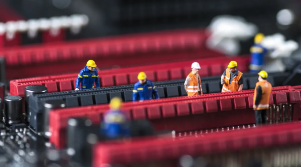 從技術至上到客戶至上，華為經歷了什麼？