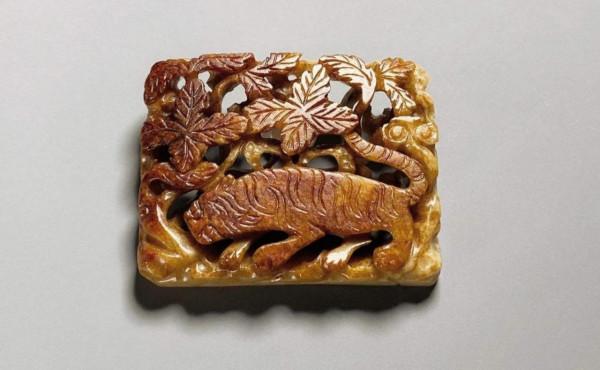 過新年 看新展 虎虎生福祝福您