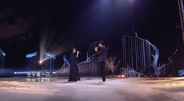 林子祥直呼想要同款燈光師!快來看看這個神仙舞臺 林子祥直呼想要同款燈光師!快來看看這個神仙舞臺