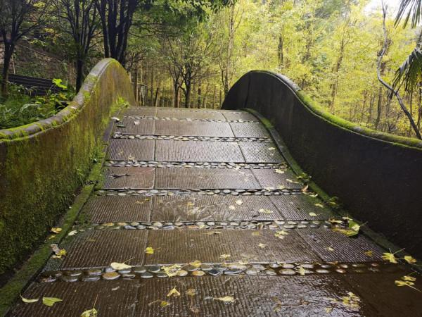 街子古鎮康道尋秋