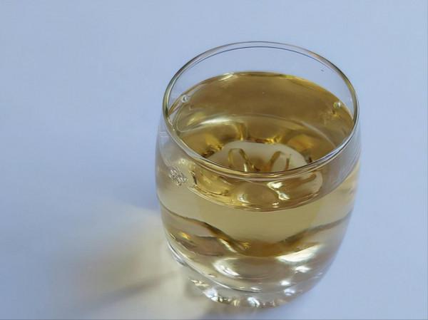 年夜飯群聊喝酒，從黃酒扯到清酒，想不到威士忌要用玉米糖漿勾兌