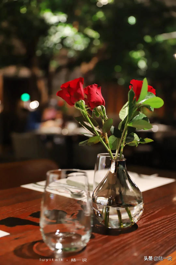 一款牛排，四種口味，最愛五分熟的M8溼式熟成肉眼