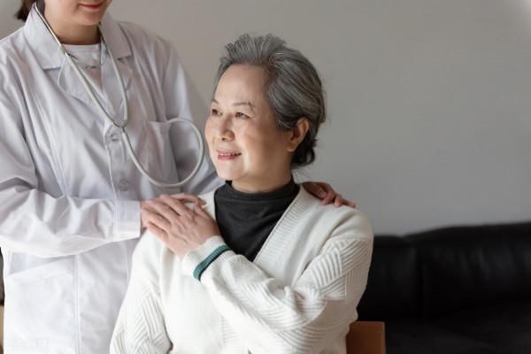 易怒喜哭，心情抑鬱？來看看中醫藥浴是如何治療鬱證的