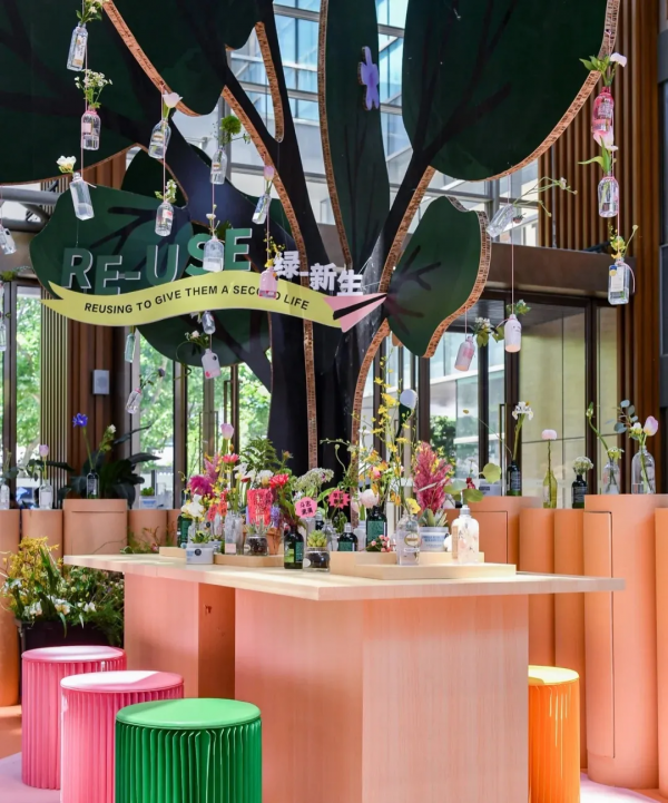 護膚品空瓶不要扔!動手改改,家裡一整個變香氛花園 護膚品空瓶不要扔!動手改改,家裡一整個變香氛花園