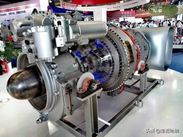 國產新型AC313A直升機露真容，網友驚呼：這還是直8嗎？（下）