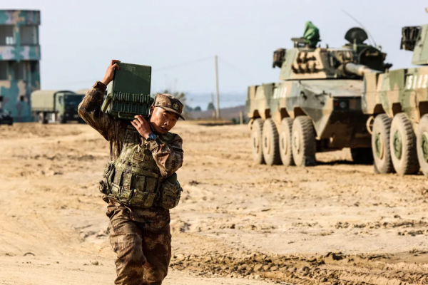 燃！第71集團軍某旅“陸戰之王”炸裂現場