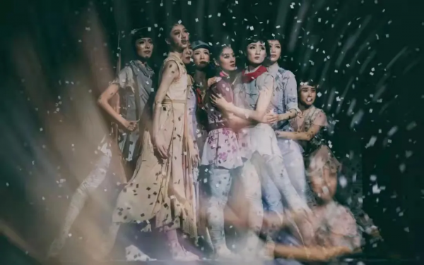 “百年百部”傳統精品經典再現,芭蕾舞劇《八女投江》全國巡演 “百年百部”傳統精品經典再現,芭蕾舞劇《八女投江》全國巡演