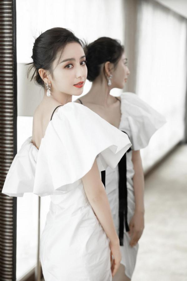 012號｜|“女神”佟麗婭