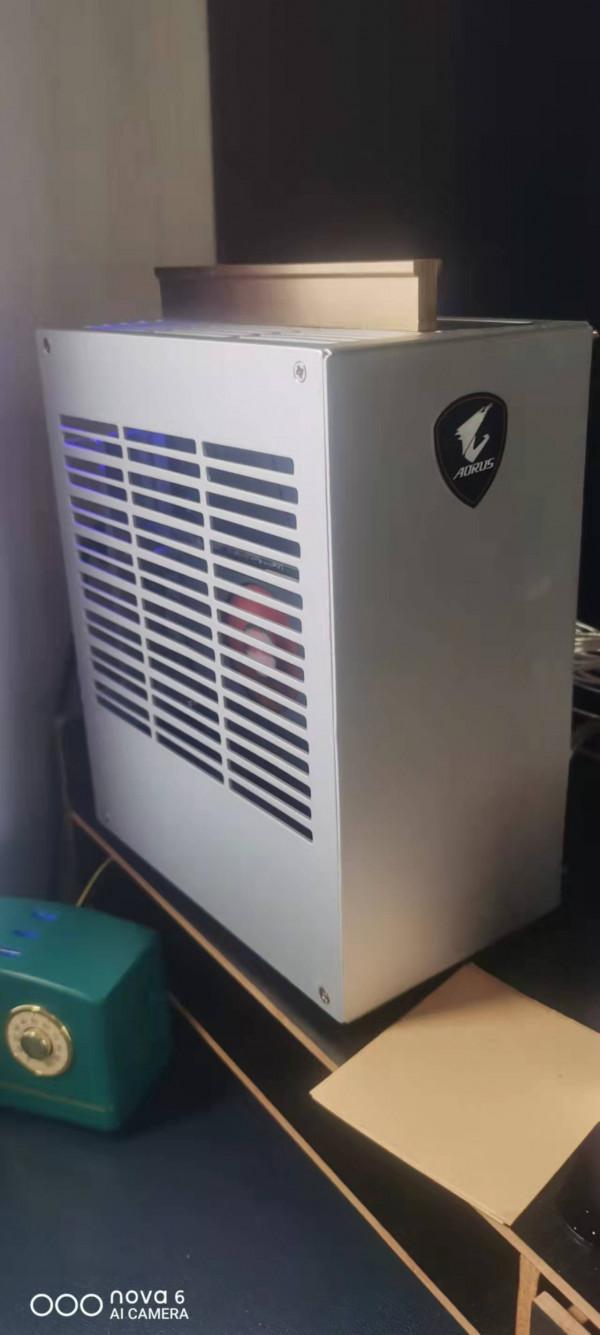 在4L極小機箱中組建功能強大的MINI-ITX系統：組裝過程