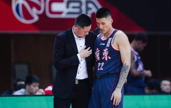 恭喜,杜鋒收穫意外好訊息,青年隊球霸即將回歸,後衛線有著落 恭喜,杜鋒收穫意外好訊息,青年隊球霸即將回歸,後衛線有著落