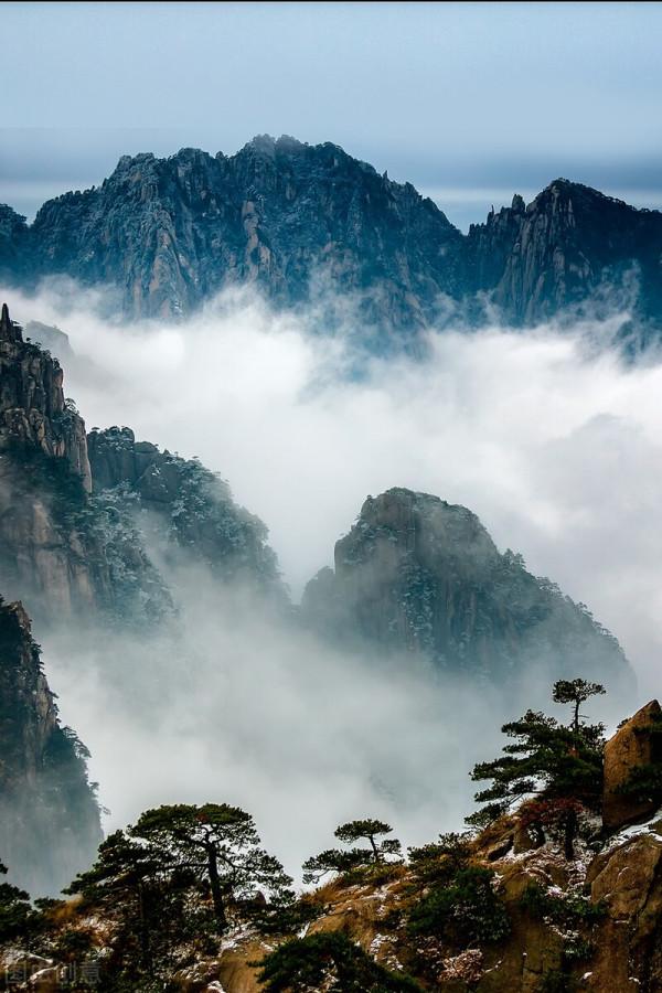 雲霧繚繞大山仙境圖片，唯美的意境，一起感受山水風景的壯美