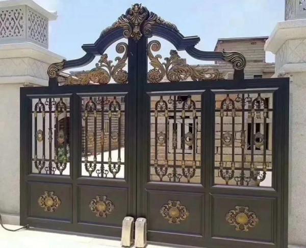 大鐵門落伍了，“新中式”大門一出，大氣奢華有內涵，太高階了