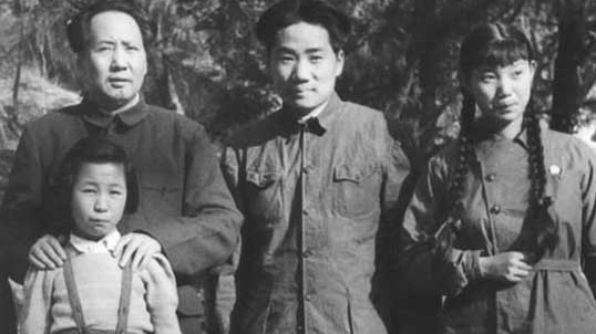 戎馬一生的毛主席,一生竟有“五怕”,晚年更是因此寢食難安 戎馬一生的毛主席,一生竟有“五怕”,晚年更是因此寢食難安