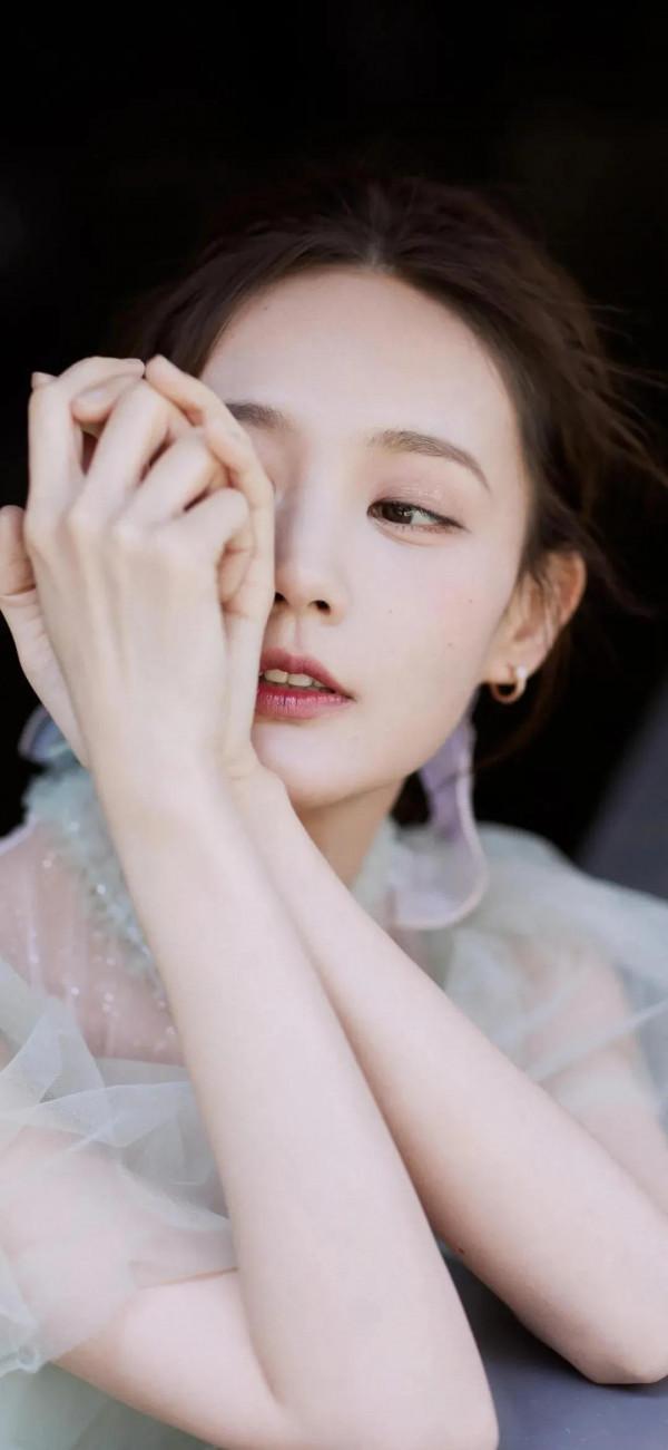 李一桐 全面屏桌布