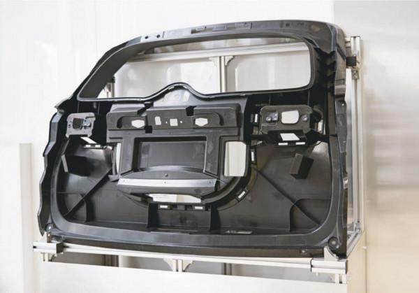 用膠水和塑膠造車 你敢信？大車企表示：這是常規操作！