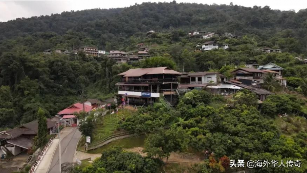 凌晨 4 點的金三角