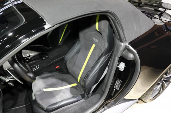 新車 | 售價208.8萬元,阿斯頓·馬丁Vantage F1 Edition Roadster釋出 新車 | 售價208.8萬元,阿斯頓·馬丁Vantage F1 Edition Roadster釋出