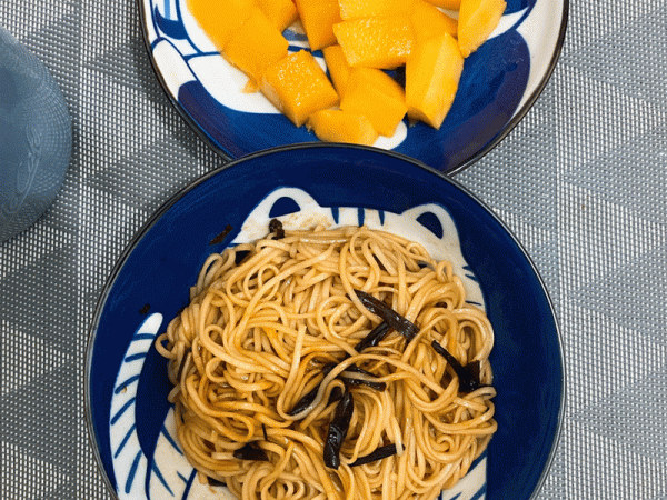 萬萬沒想到，我竟然被一套陶瓷餐具萌化了