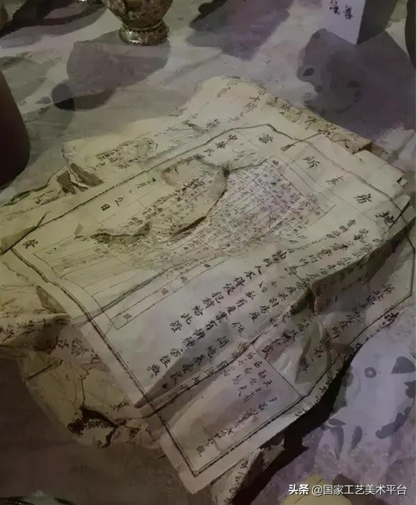 凌晨三點的“北京鬼市”，太陽出來就消失，您敢去嗎？