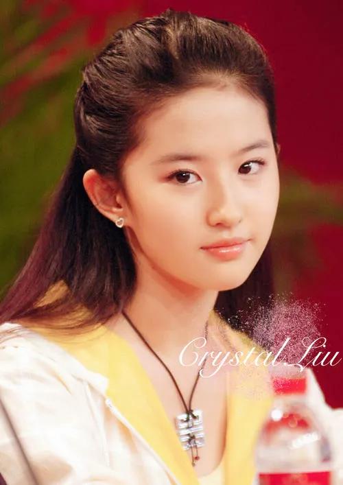 劉亦菲 18歲驚鴻之美 劉亦菲 18歲驚鴻之美