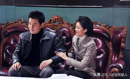 10部“兒子比媽大”的劇,最多的有兒子比媽媽大12歲,強行裝嫩 10部“兒子比媽大”的劇,最多的有兒子比媽媽大12歲,強行裝嫩