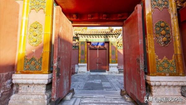 故宮在開門的時候,工作人員都要大喊幾聲,看完漲知識了 故宮在開門的時候,工作人員都要大喊幾聲,看完漲知識了