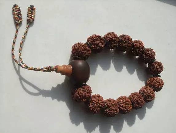 手串常用的繩結樣式與技法 手串常用的繩結樣式與技法