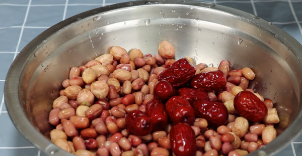 奶奶常年喝的養生配方，現在教你做，營養健康，越喝越精神