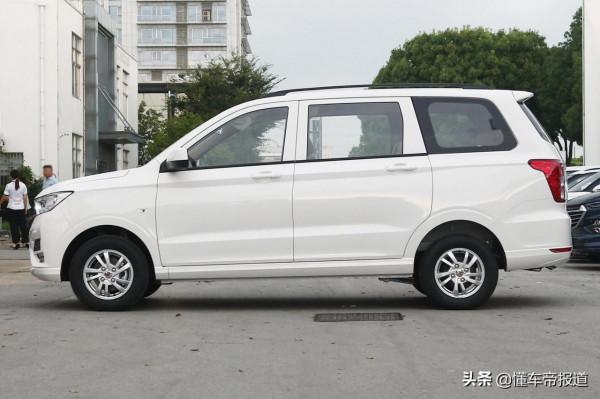 新車 | 神車來了！新款五菱宏光S售5.465萬元起，標配遙控鑰匙