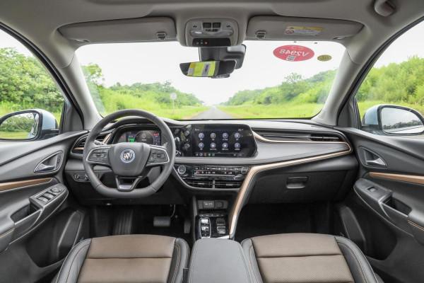 老牌車企玩電行不行？微藍7不落俗套，續航里程可達500km