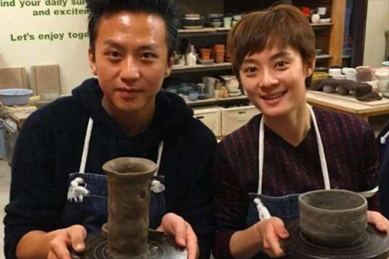 為姐姐治癌症買2套房，鄧超同父異母的姐姐，掏空嫁妝供他上大學