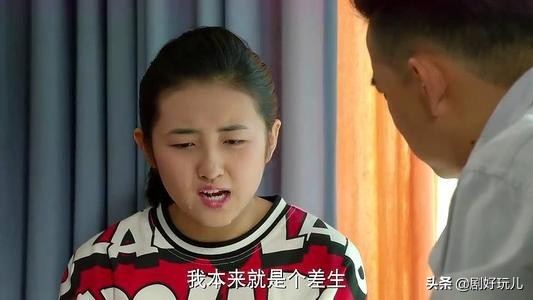 黃磊用三部劇構建了自己的“小宇宙”，新劇開播就拿下收冠