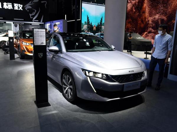 務實的代步選擇，法系浪漫，獠牙日行燈，實拍標緻508