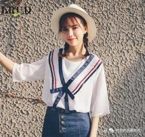 迎面一股海軍風，減齡顯瘦小能手