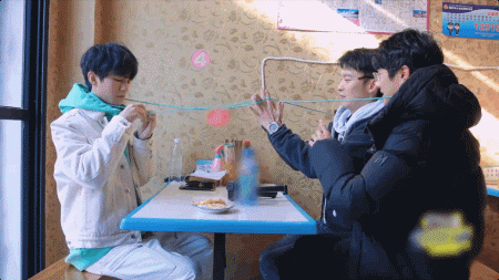 Tfboys同臺不同框，再度合體太難，三人發展差距明顯