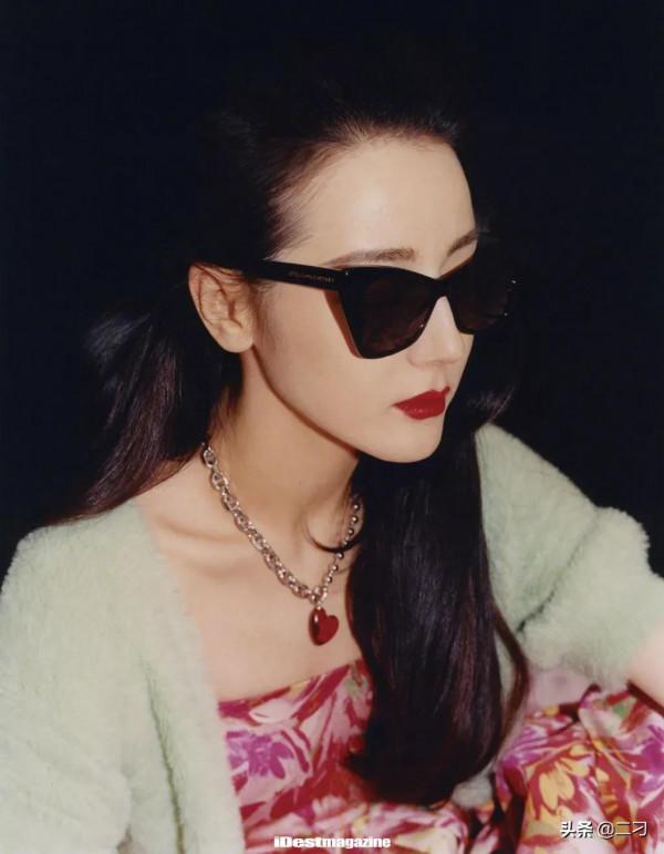 迪麗熱巴 iDest Magazine 2021秋季刊雙封面,捲髮紅唇復古美人畫報 迪麗熱巴 iDest Magazine 2021秋季刊雙封面,捲髮紅唇復古美人畫報