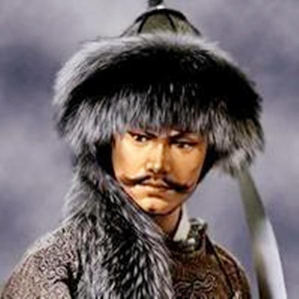 2003年，內蒙古發現巨大紅棺，紅棺內躺有一具女屍