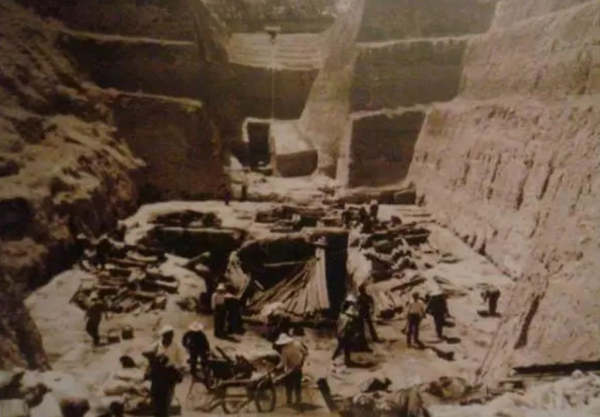 陝西發現驚天大墓,專家耗費10年發掘,內有186人殉葬,墓主究竟是誰