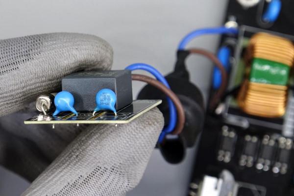 內建全日系電容,美商艾湃電競650W金牌全模電源AJ-650M拆解 內建全日系電容,美商艾湃電競650W金牌全模電源AJ-650M拆解