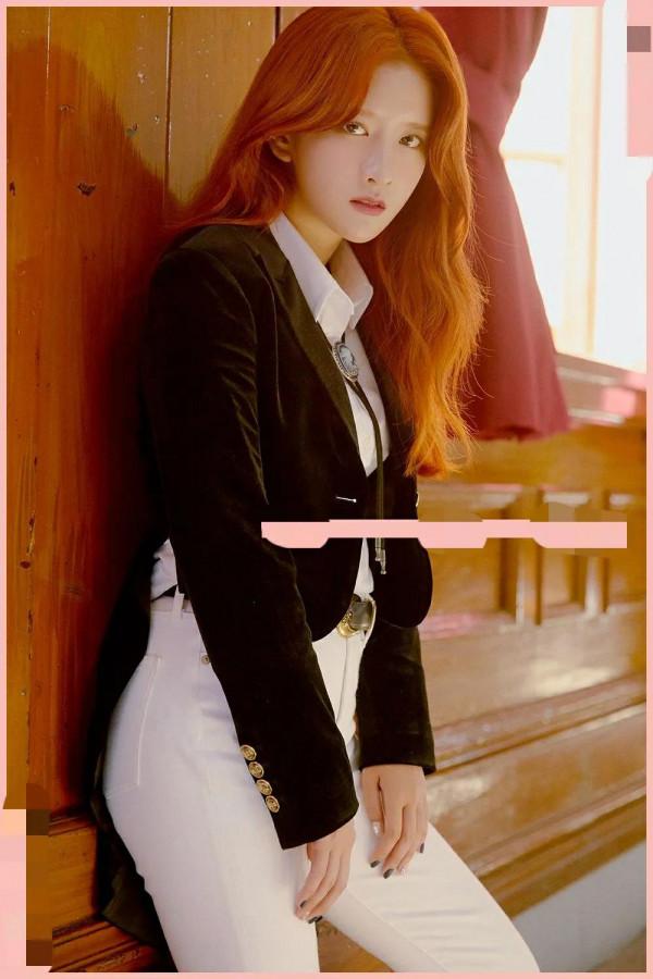 秋昭貞，著名歌手