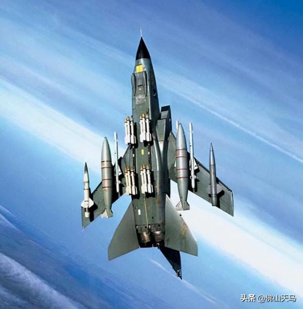 著名戰機合集之六：歐洲的“風”之系列戰鬥機與瑞典薩博鷹獅