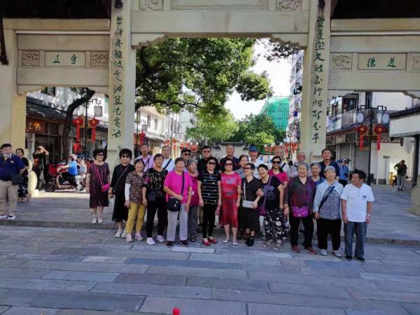 吳房·青溪兩其美 農耕勝景荷嵐逗