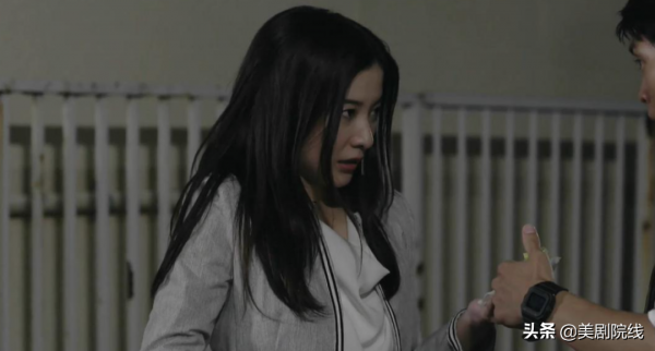 一集拿下9.0分，這部爆款懸疑新作，太過癮了