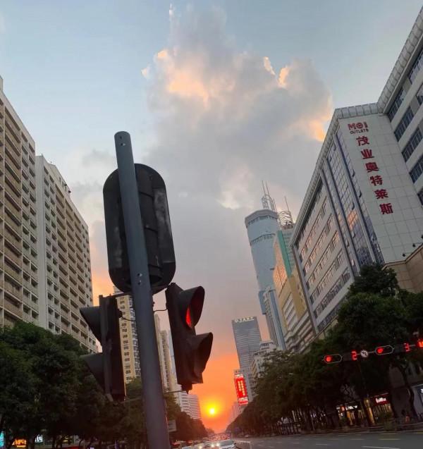 過年回家你賭錢了麼？是不是又輸的精光，提前跑出來了