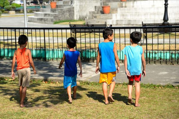 2020年生育率暴跌，國家重磅出手，不利於提高生育率的行業危險了