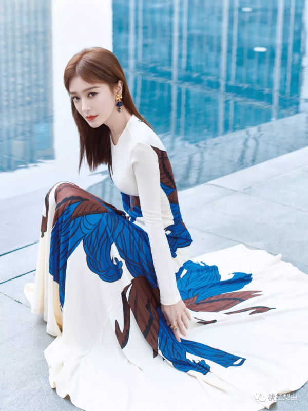 明星紅黑榜：低溫大風天，紅毯上的美人又要搶鏡頭了？