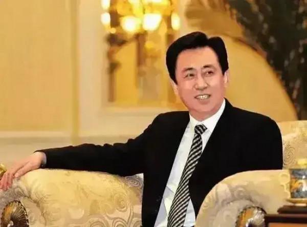 從恆大一場職工籃球賽，看出陪領導打球是門高超的藝術