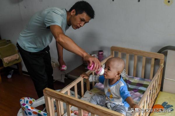 不幸面前父愛如山:“哪怕付出生命的代價,我也要救我女兒” 不幸面前父愛如山:“哪怕付出生命的代價,我也要救我女兒”